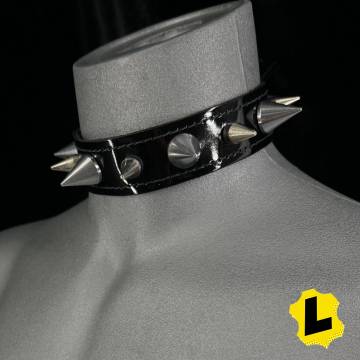 Small And Large Cone Spike Collar